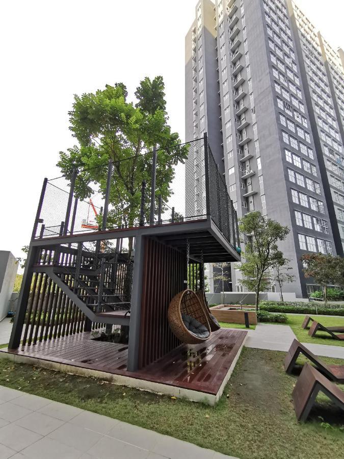 Kajang Industrial House With Olympic Size Swimming Pool Apartment ภายนอก รูปภาพ